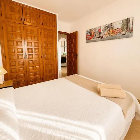 公寓 Con Jardin, Piscina Y Parking *
